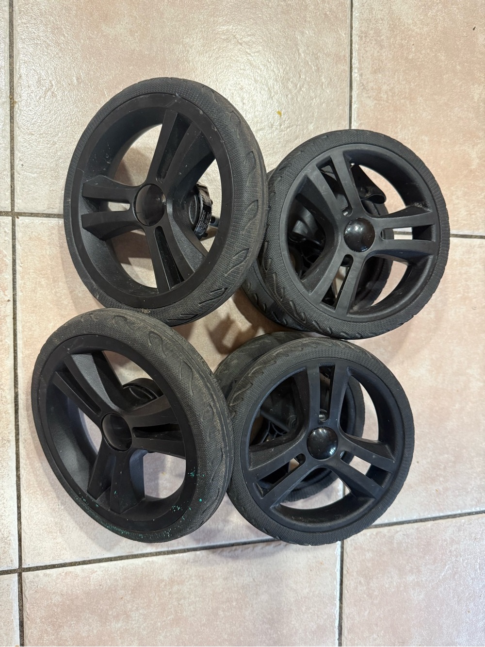 ZOE TWIN - ALL TERRAIN WHEELS like new